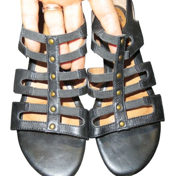 SOFFT Ilana Black Full Grain Leather Wedge Embellished Studded Back Zip Sandals - Picture 2 of 11